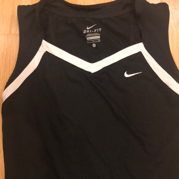 Nike dri fit tank top - Picture 2 of 2